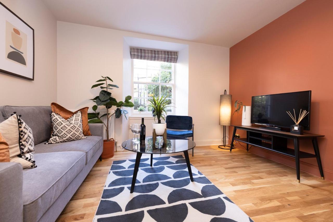 Joivy Stylish 1 Bed Flats With Communal Garden In New Town Appartement Edinburgh Buitenkant foto